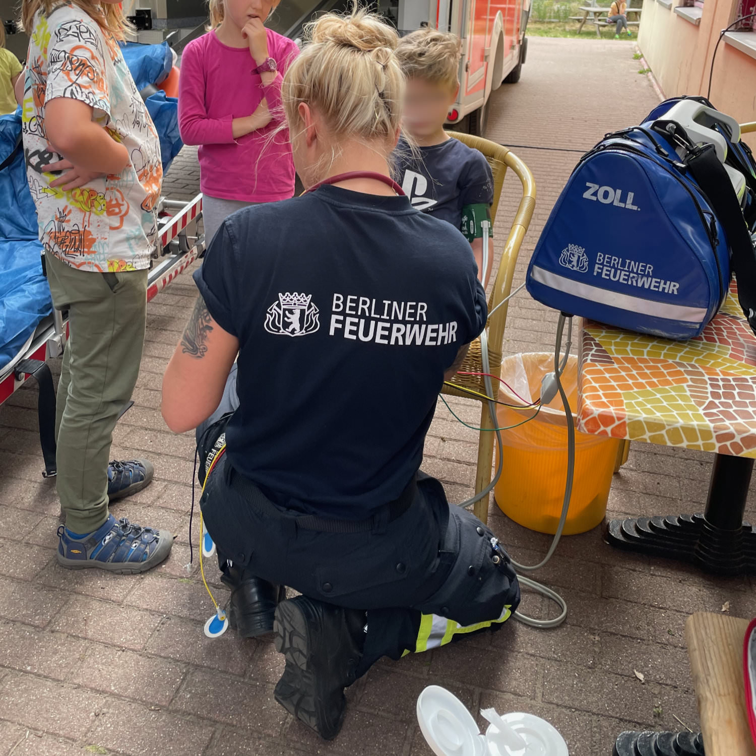 Change typeface and Change Letter (yet unreleased) in use as the corporate typeface of the Berlin Fire Brigade.