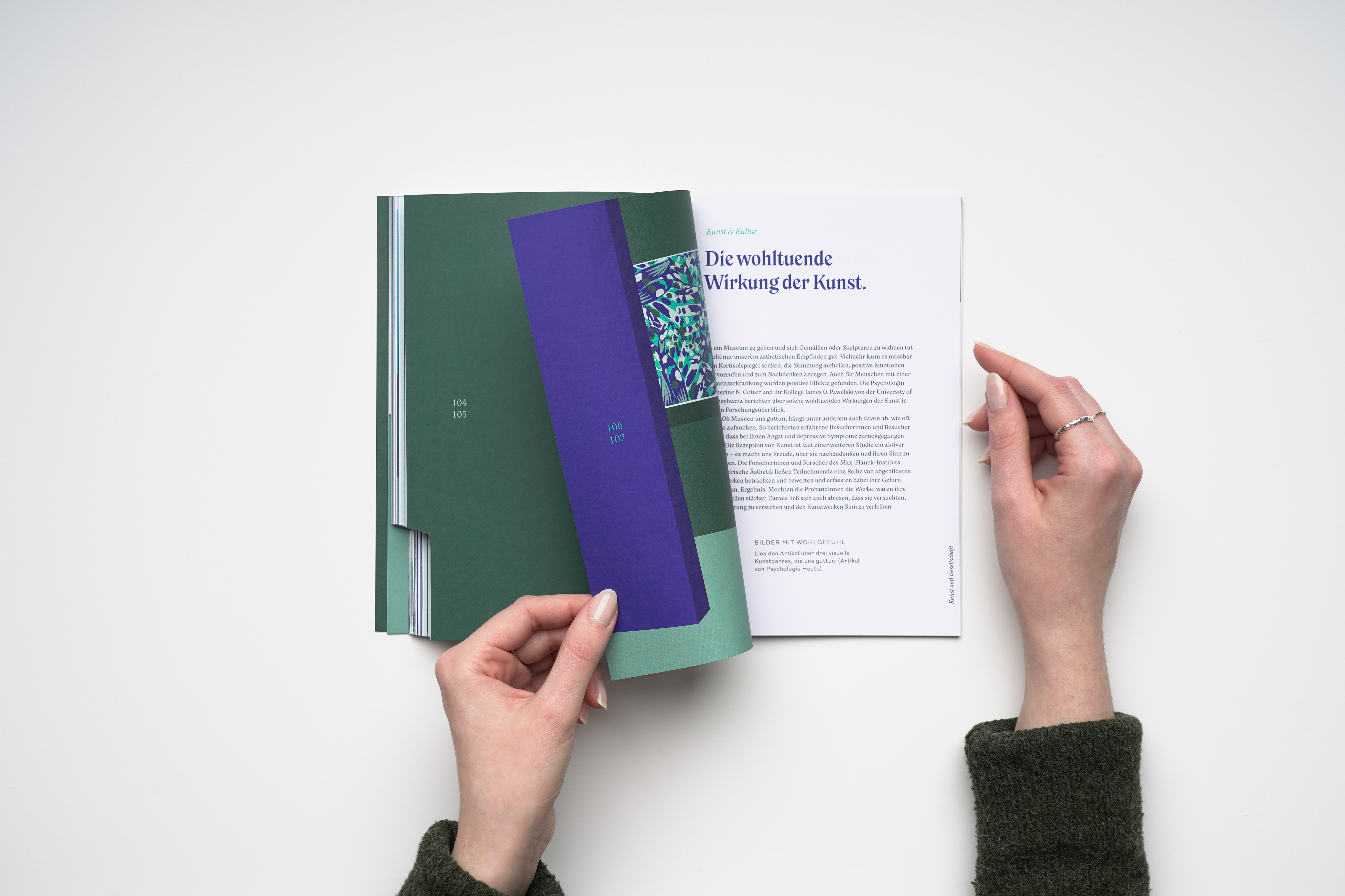 Fonts in use: The typefaces Nikolai and New Reason for the editorial design of the foundation brochure of the fictitious GRŌA foundation