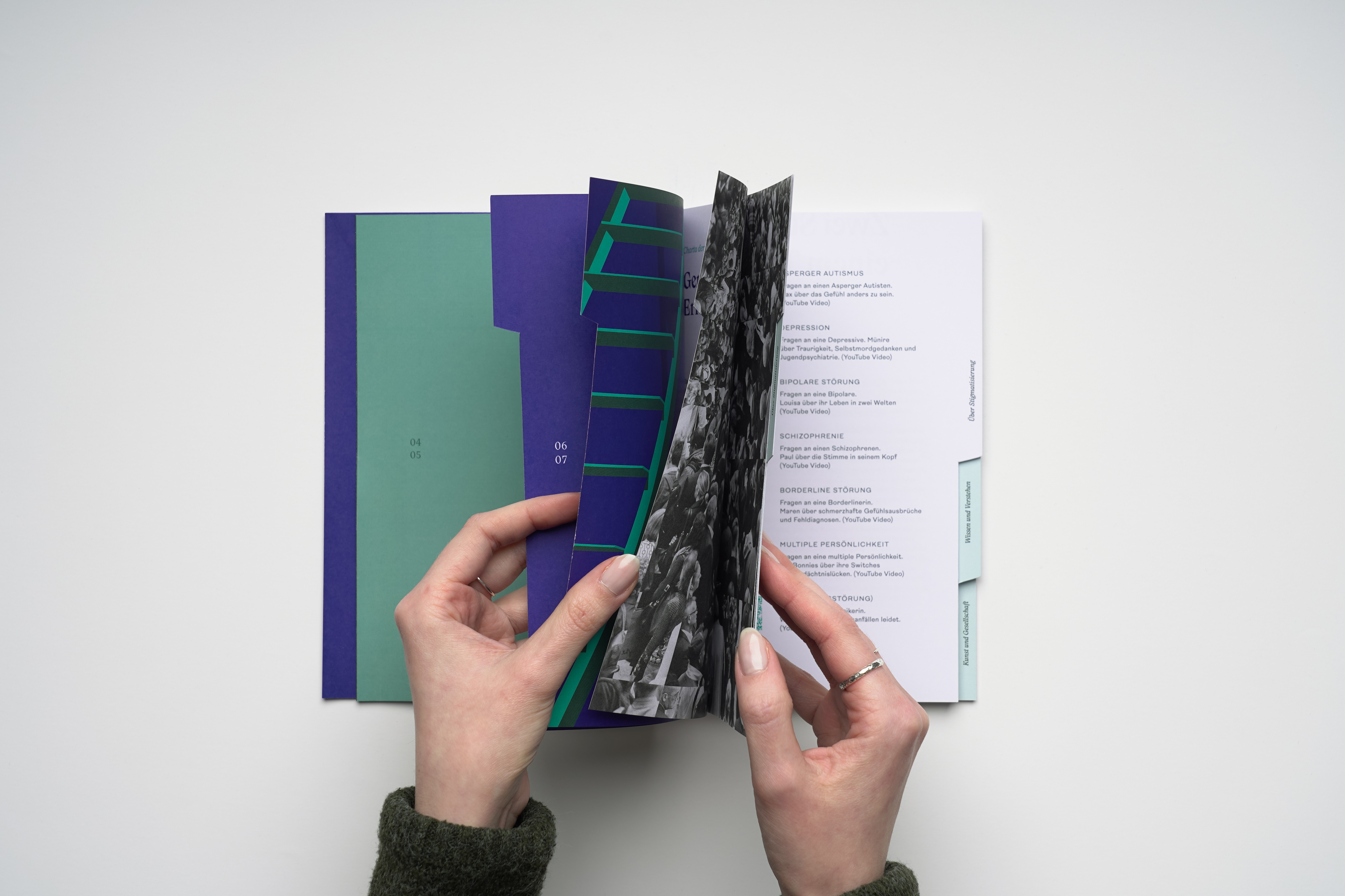 Fonts in use: The typefaces Nikolai and New Reason for the editorial design of the foundation brochure of the fictitious GRŌA foundation