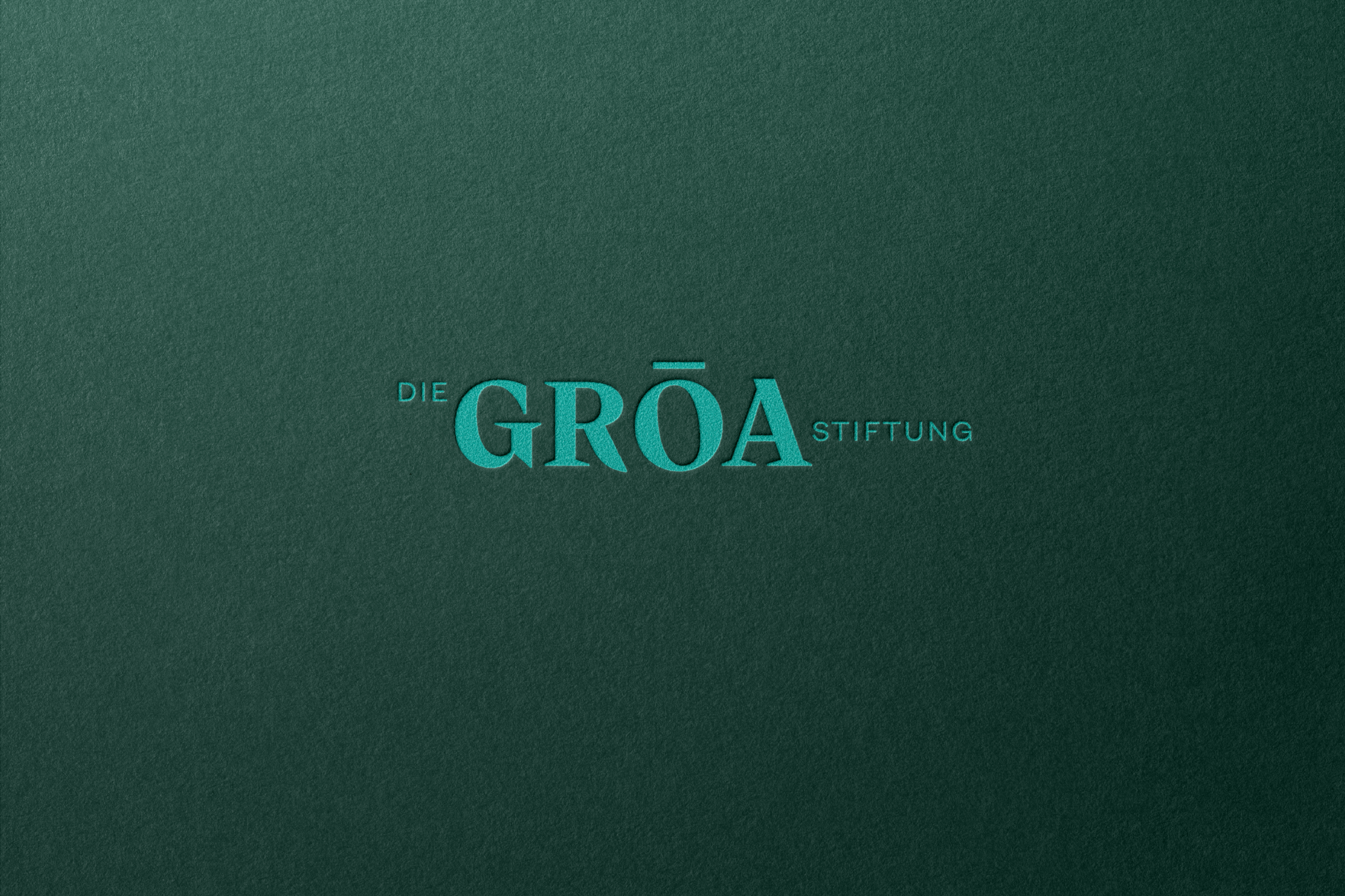 Fonts in use: The typefaces Nikolai and New Reason for the visual identity and the editorial design of the foundation brochure of the fictitious GRŌA foundation