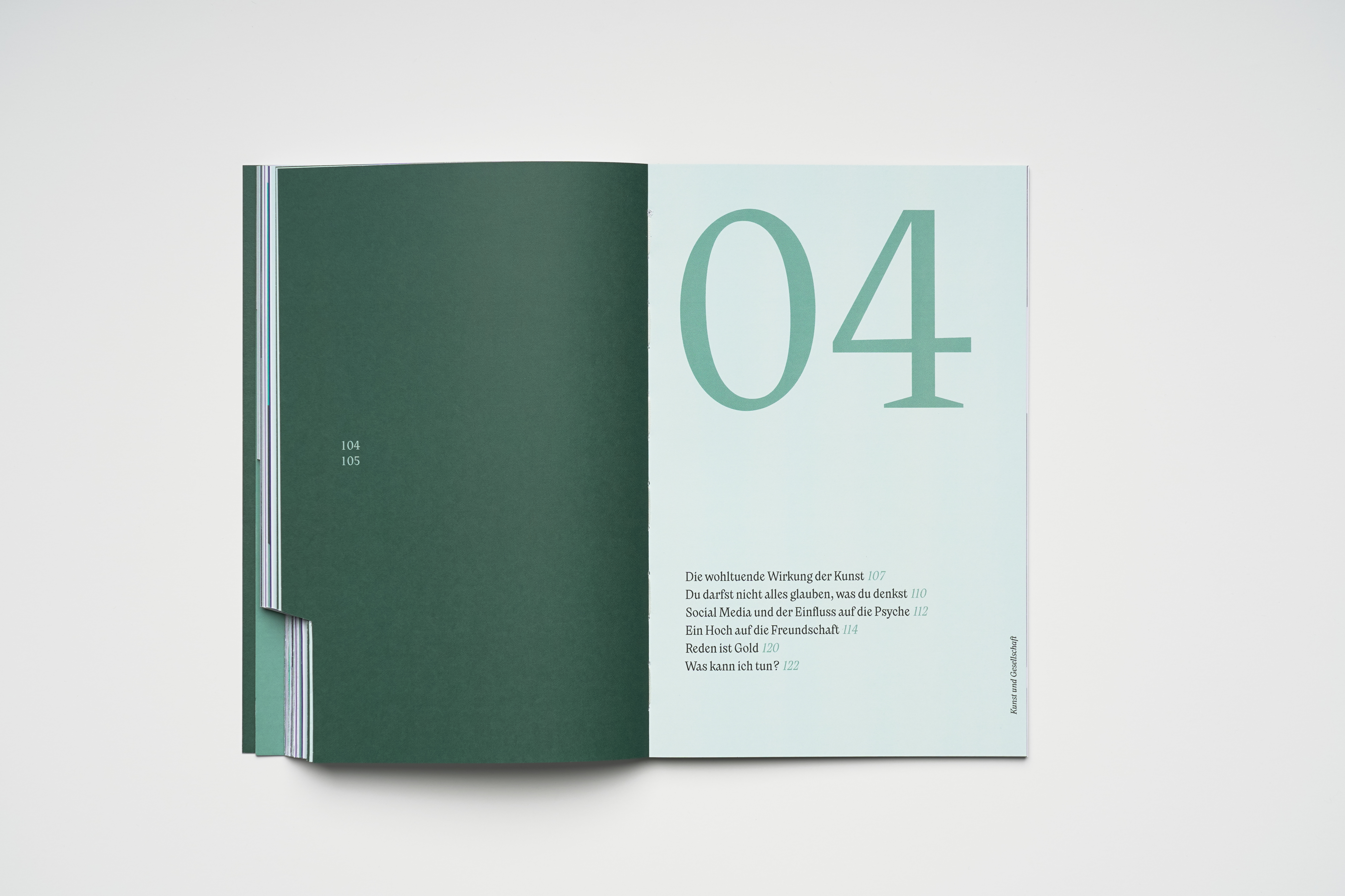 Fonts in use: The typefaces Nikolai and New Reason for the editorial design of the foundation brochure of the fictitious GRŌA foundation