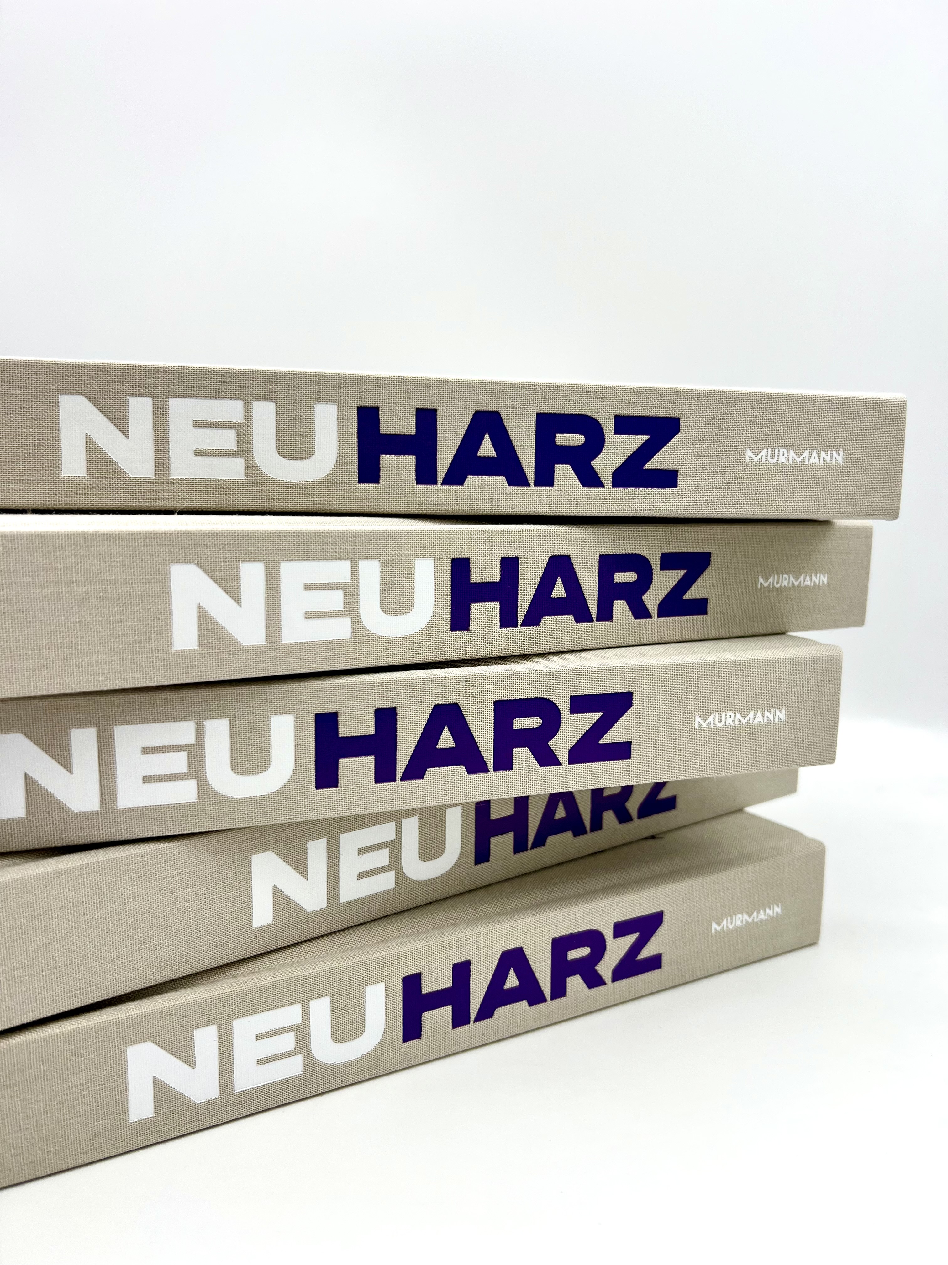 Fonts in Use: Neue DIN for the design of the photography book ‘NeuHarz’