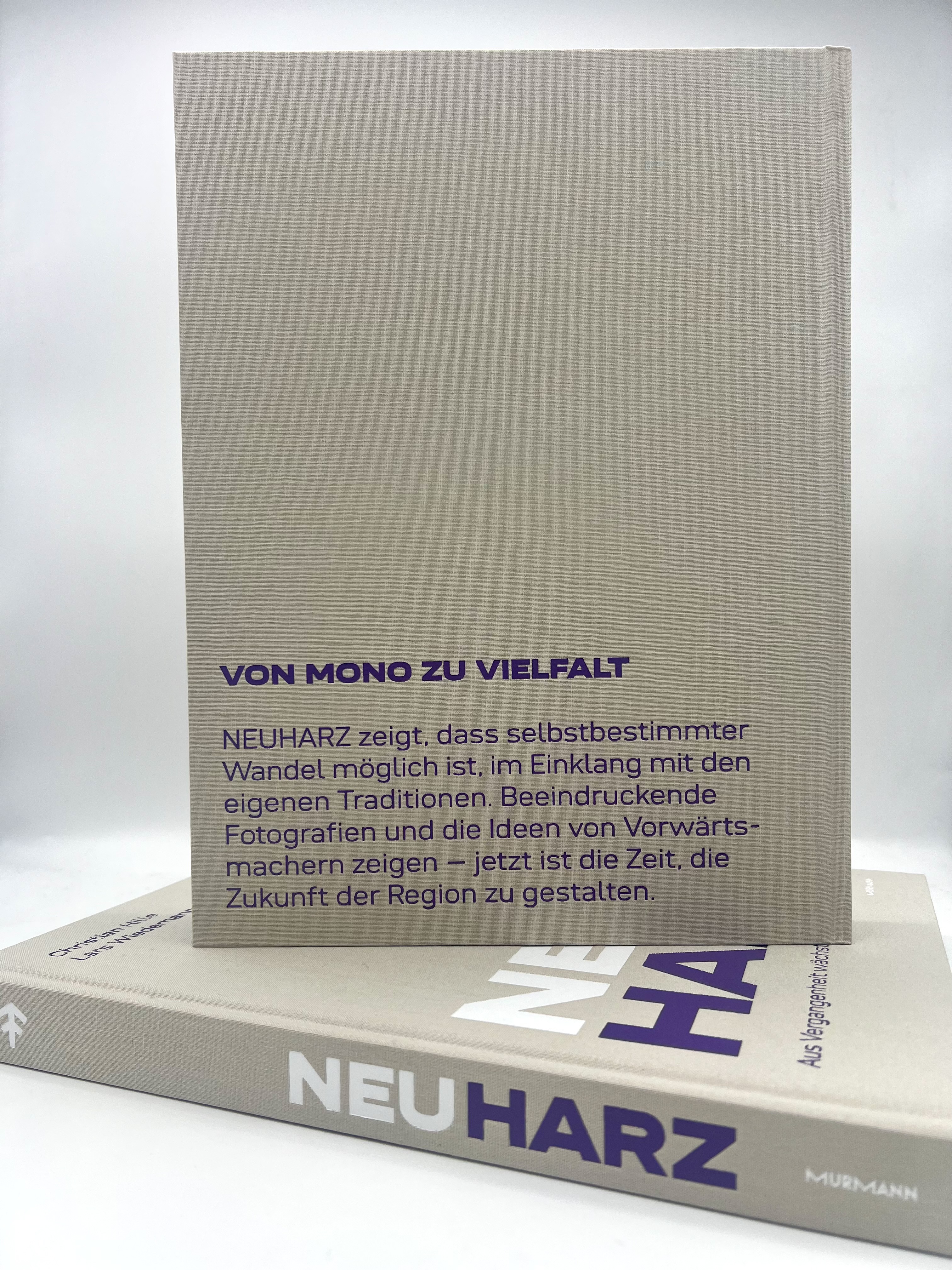 Fonts in Use: Neue DIN for the design of the photography book ‘NeuHarz’