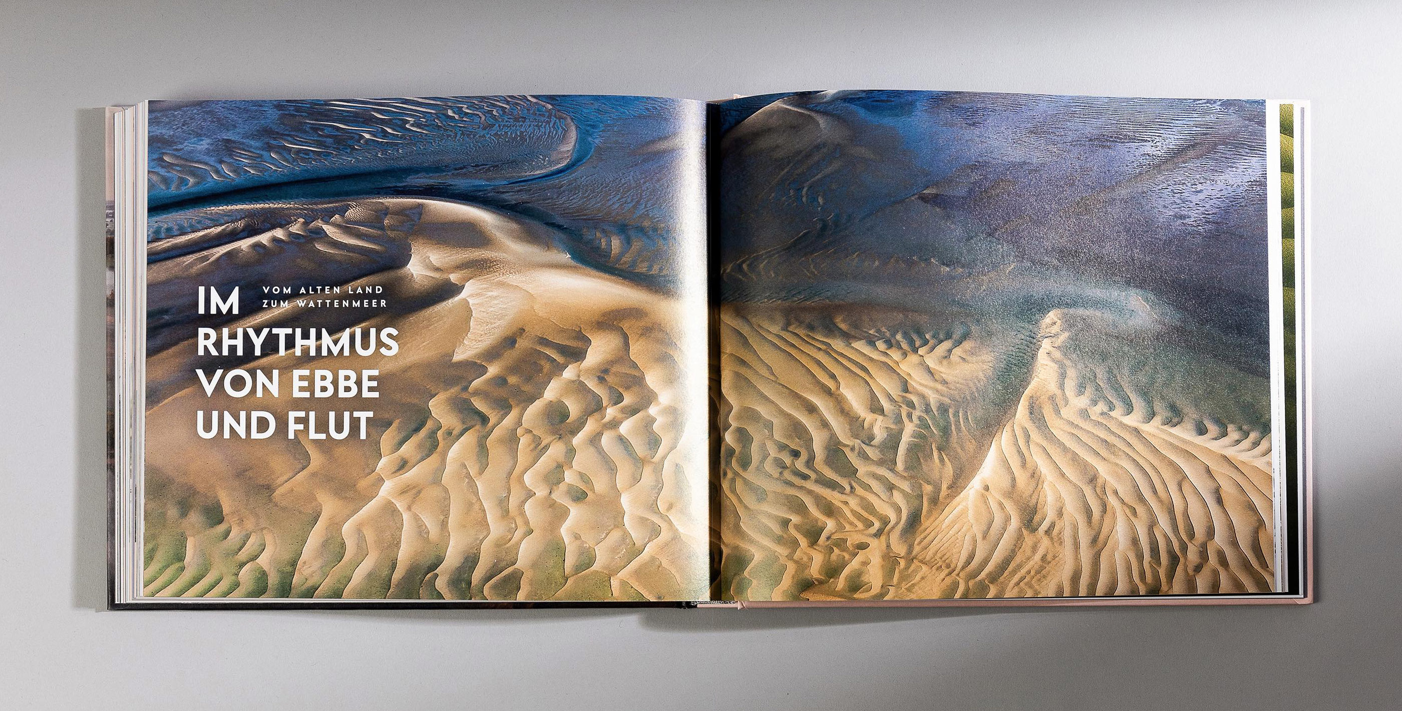 Fonts in use: The West typeface for the book ‘Wilde Elbe’